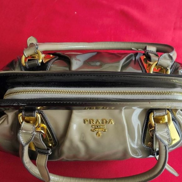 Prada Ombre Dark Brown/Tan Vernice Sfumata Patent Leather Frame Bag *Vintage* - Picture 2 of 14